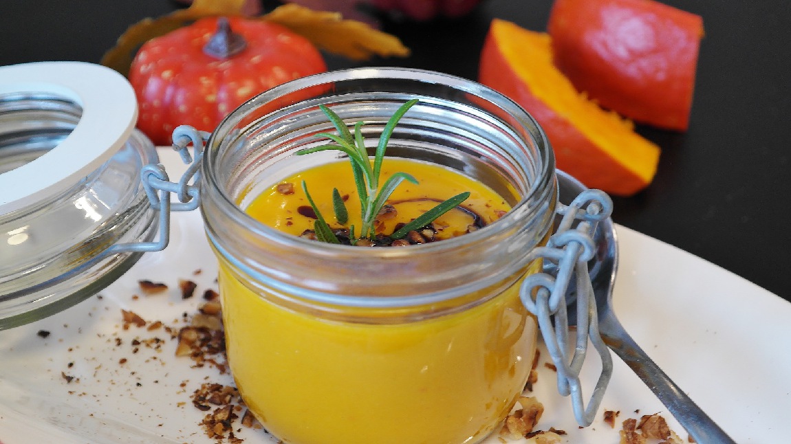 pumpkin-soup-g3dcb0d6ff_1920.jpg